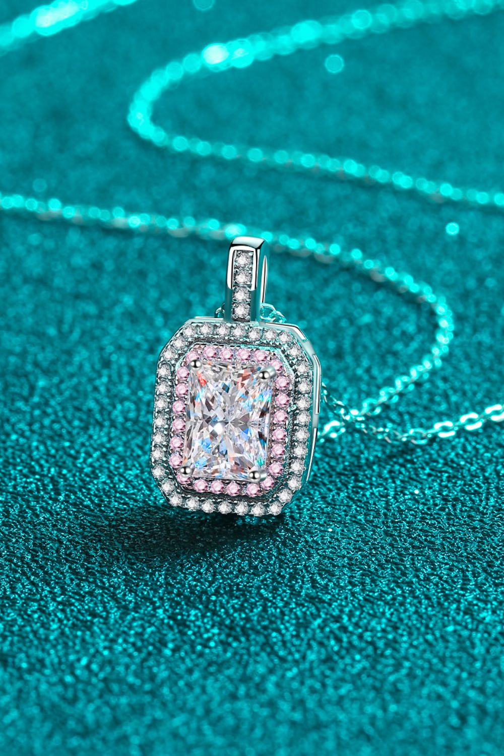 1 Carat Moissanite Geometric Pendant Chain Necklace - Mervyns