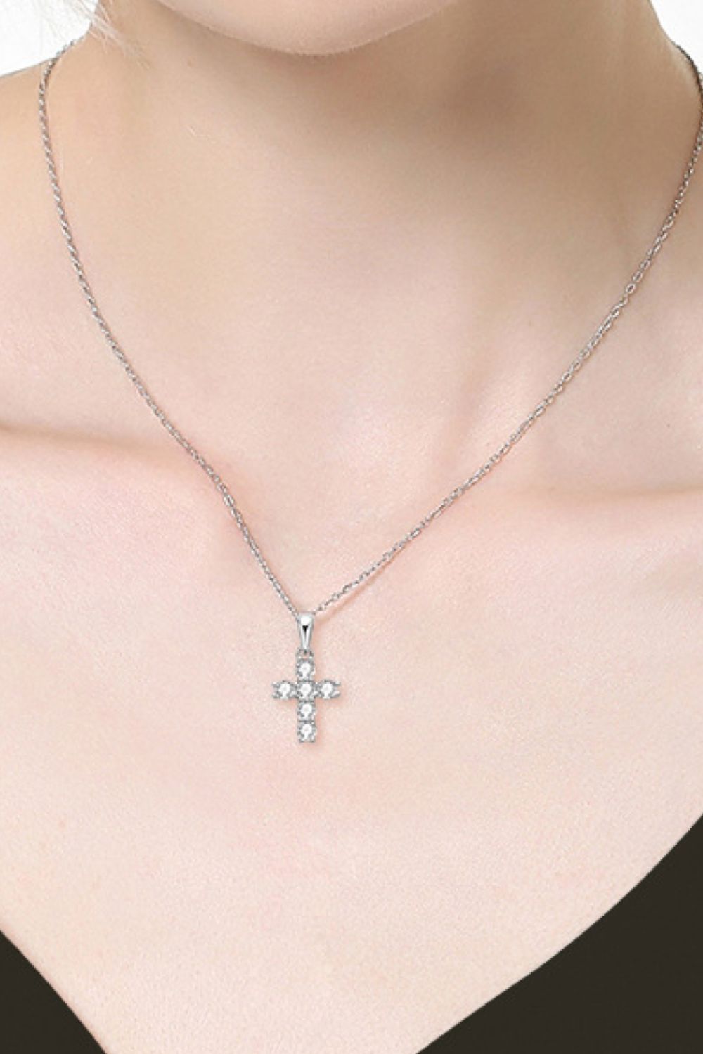 925 Sterling Silver Cross Moissanite Pendant Necklace - Mervyns