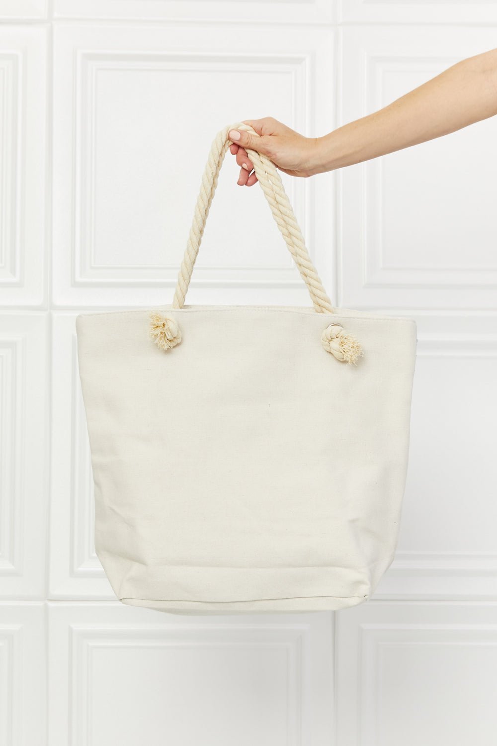 Justin Taylor Picnic Date Tassle Tote Bag - Mervyns