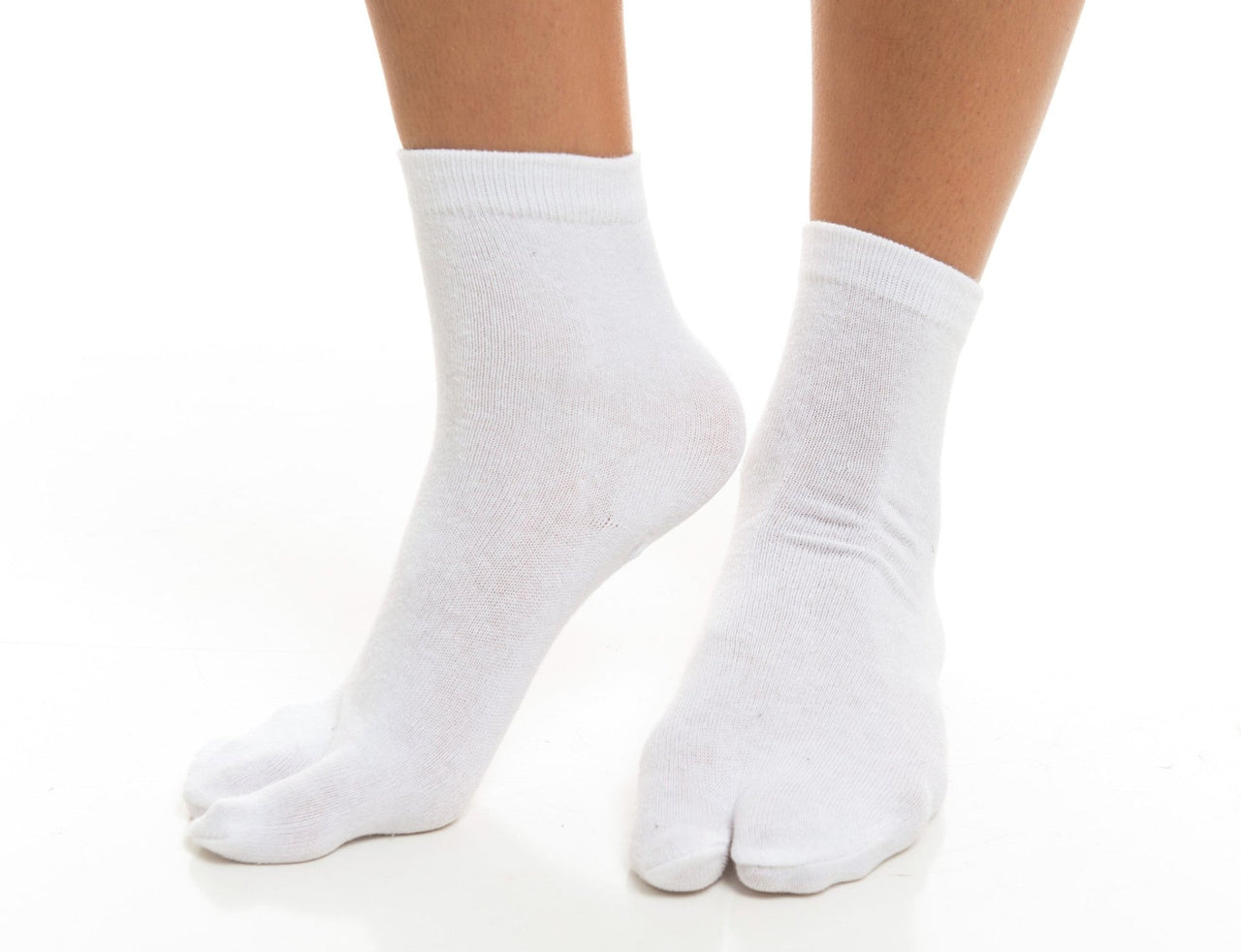 1 Pair - V-Toe Flip Flop Tabi Socks - White Solid Casual - Mervyns