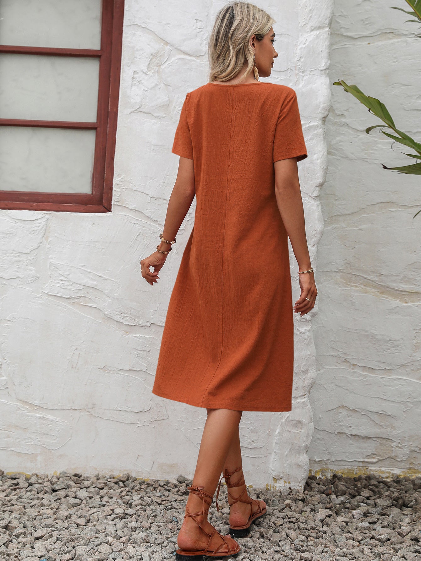 Round Neck Short Sleeve Dress with Pockets Round Neck Short Sleeve Dress with Pockets